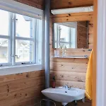 Fjand Badeby - Guesthouse, And Colony Semesterbostad *