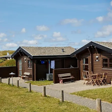 Fjand Badeby - Guesthouse, And Colony Ulfborg