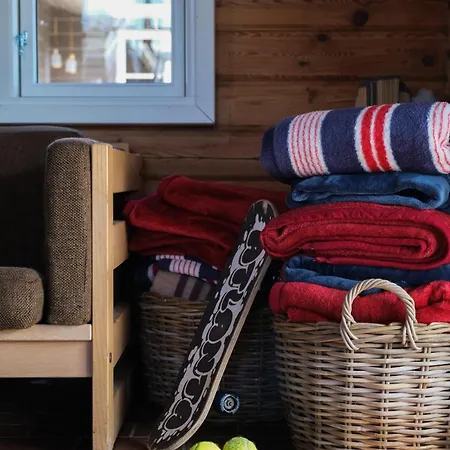 Dom wakacyjny Fjand Badeby - Guesthouse, And Colony
