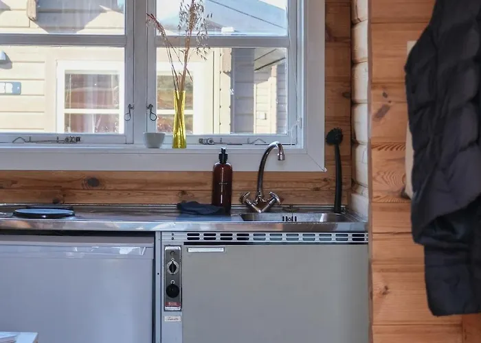 Fjand Badeby - Guesthouse, And Colony Casa de Férias *