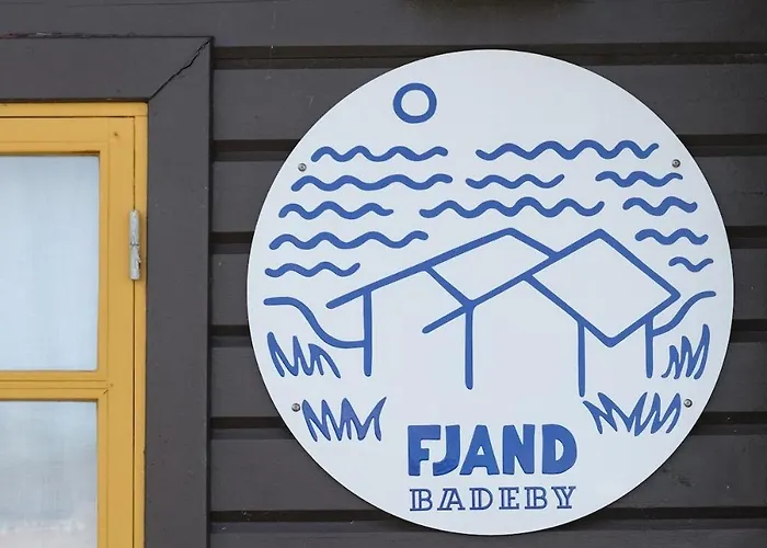 Semesterbostad Fjand Badeby - Guesthouse, And Colony *