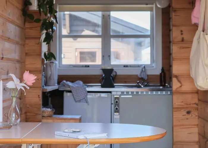 Semesterbostad Fjand Badeby - Guesthouse, And Colony *